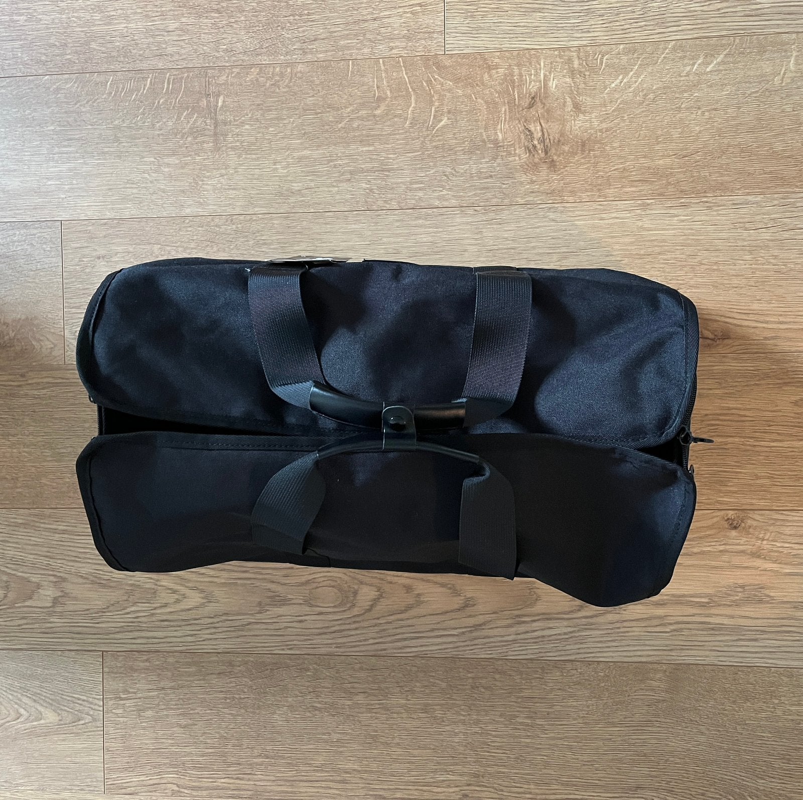 SUITED by Norländer kledinghoes en tas 41L, Sieraden, Tassen en Uiterlijk, Tassen | Reistassen en Weekendtassen, Ophalen of Verzenden