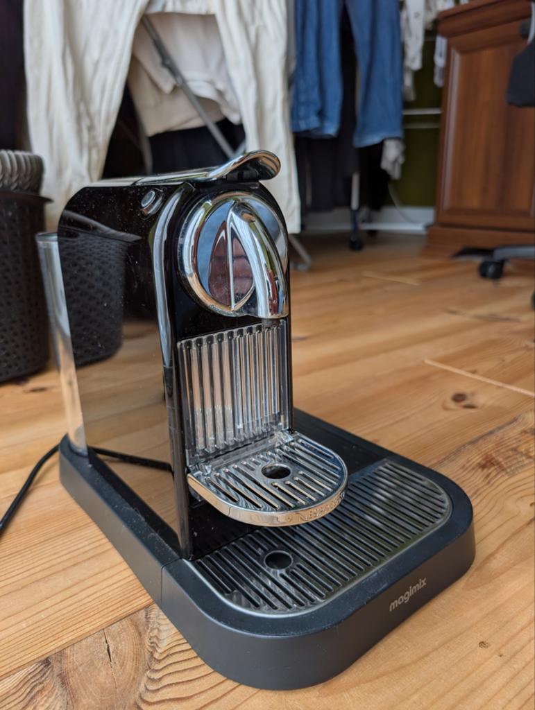 Nespresso Magimix Koffiezetapparaat Zwart, Witgoed en Apparatuur, Koffiezetapparaten, Ophalen, Espresso apparaat, Zo goed als nieuw