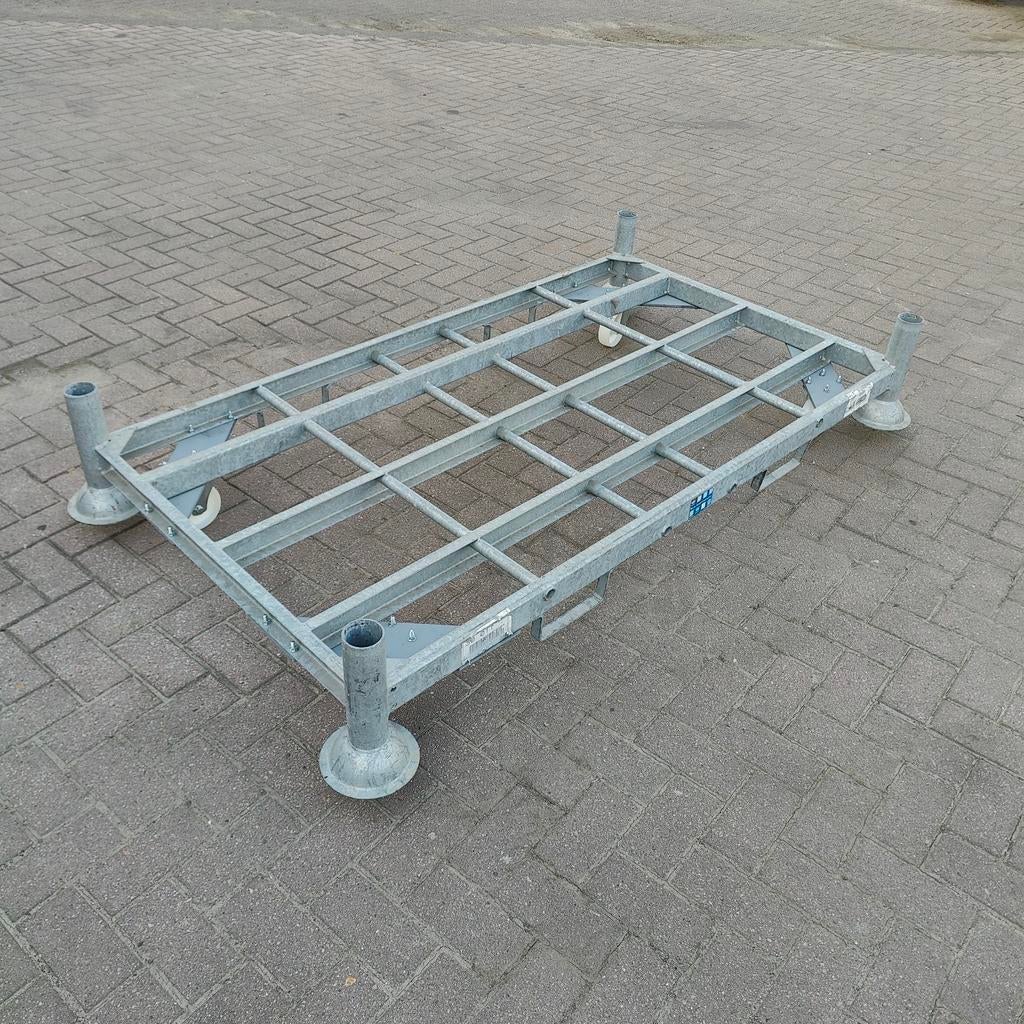 Gebruikt stapelrek 1100x1875  voordeel!, Ophalen of Verzenden