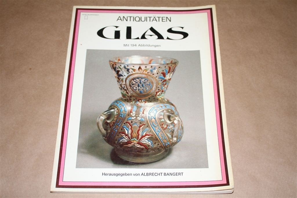 Boek. Antiquitäten, Glas., Antiek en Kunst, Ophalen of Verzenden