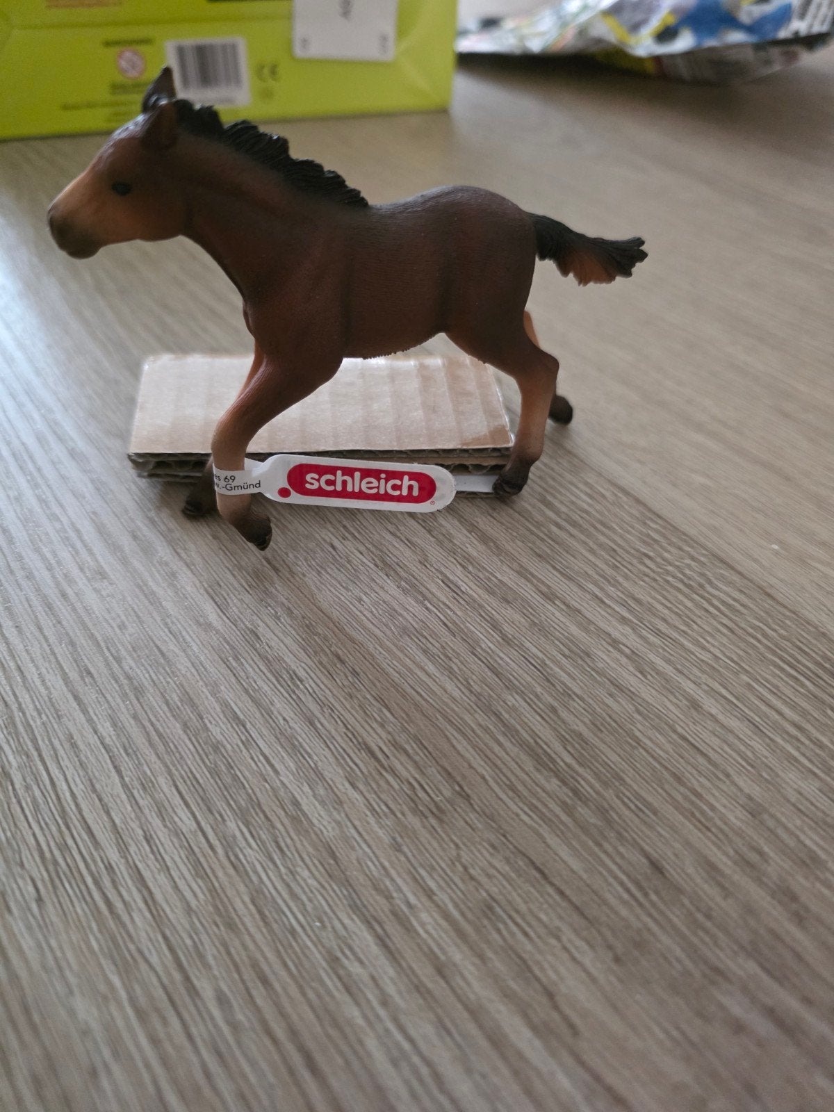 Schleich paardje veulen bruin nieuw met label, Ophalen of Verzenden, Nieuw