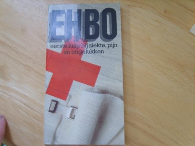 EHBO BOEKJE, Ophalen of Verzenden, Beta, Zo goed als nieuw, HBO