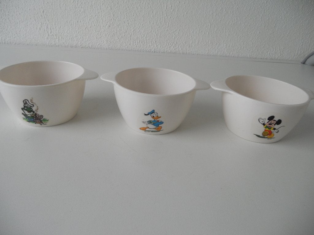 3 kleine schaaltjes Ornamin, Ophalen of Verzenden, Aardewerk, Overige stijlen, Bord(en)