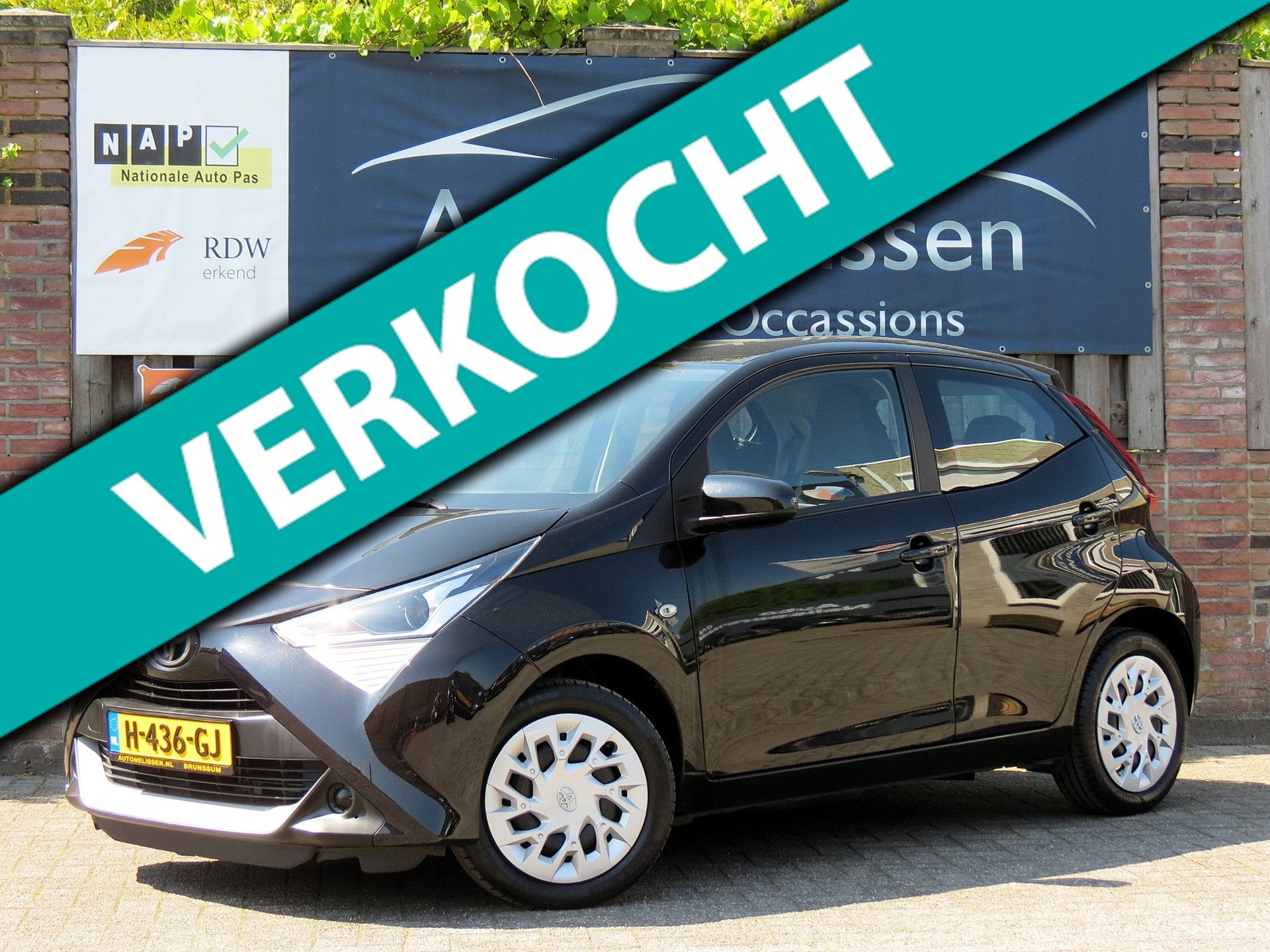 Toyota Aygo 1.0 VVT-i x-play ! VERKOCHT !, Auto's, Voorwielaandrijving, Stof, Gebruikt, Euro 6