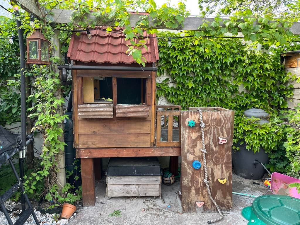 Heerlijk uniek speelhuis voor kinderen in de tuin, Ophalen, Gebruikt, Hout