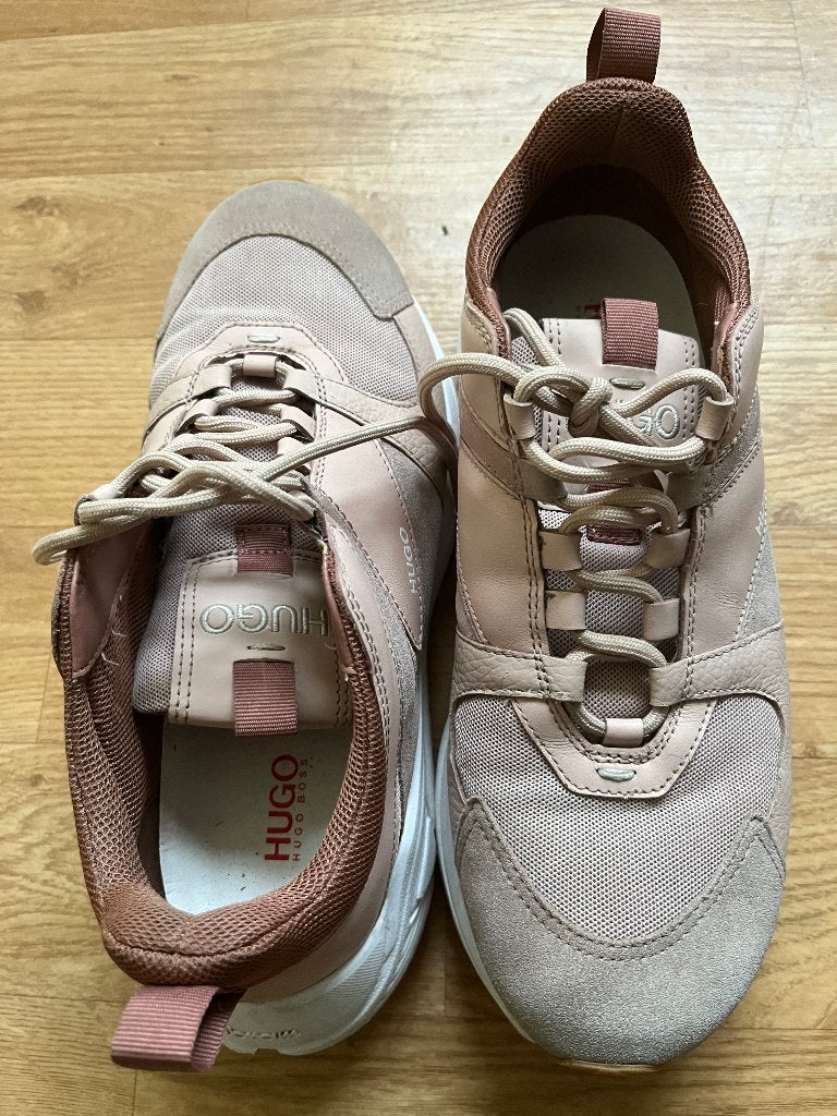 mooie lichtroze sneakers Hugo Boss gedragen en zgan, Verzenden, Sneakers of Gympen, Roze, Gedragen