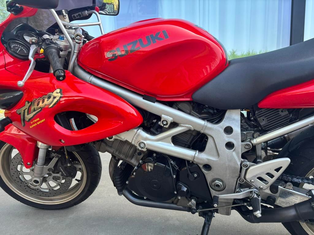 TL1000S ( eventueel circuitmotor ) 32.500km origineel, 2 cilinders, Occasion, Motorrijbewijs A, Super Sport