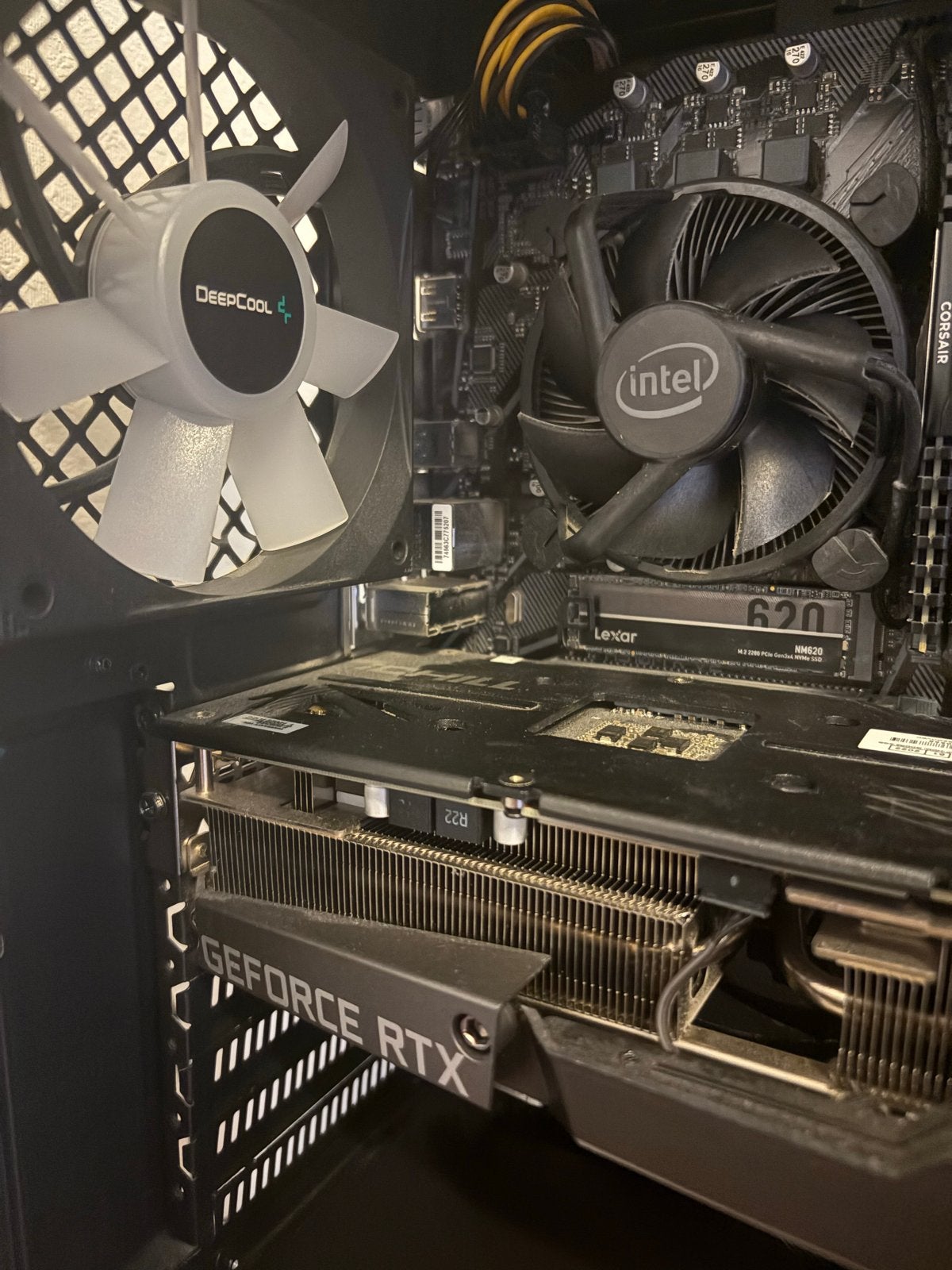 Foto 9 van Gaming PC RTX 3070 | i7-10700F | 32GB RAM | 1TB SSD