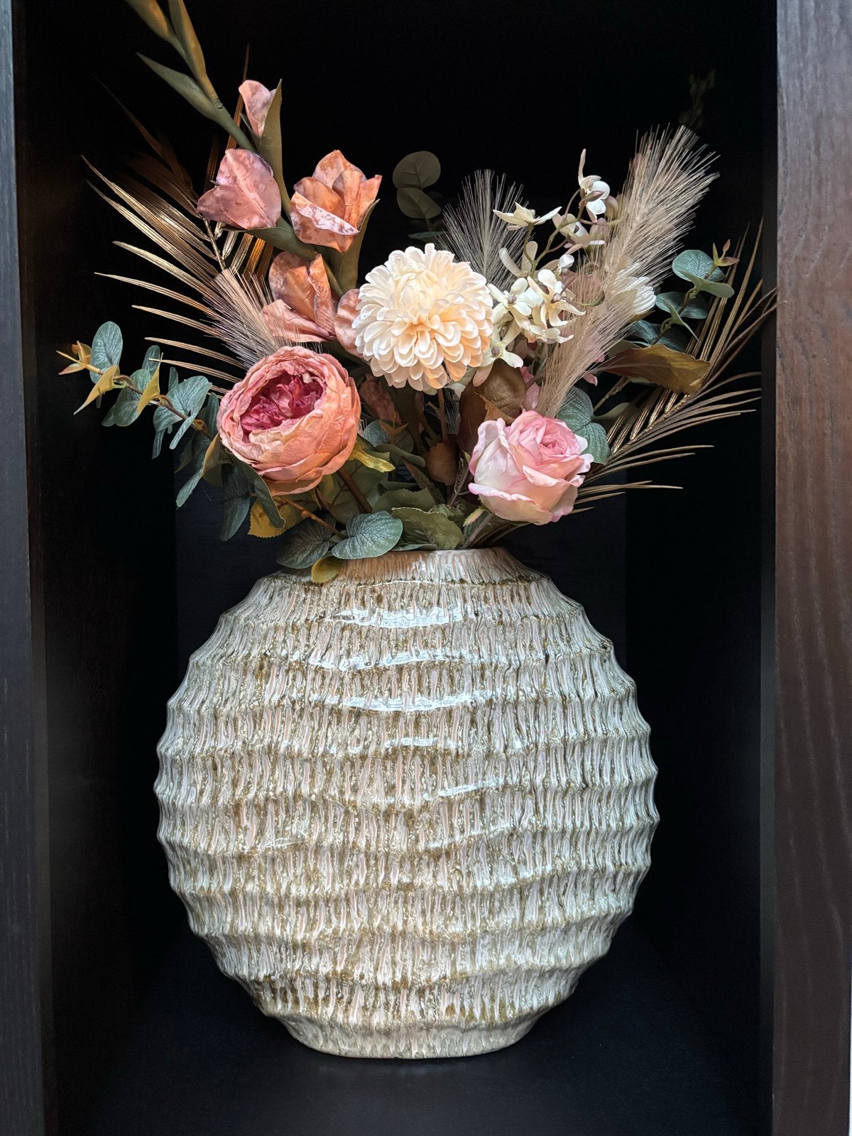 Intratuin Grote decoratieve vaas met kunstbloemen, Ophalen, Overige materialen, Meerkleurig, Inclusief decoratie