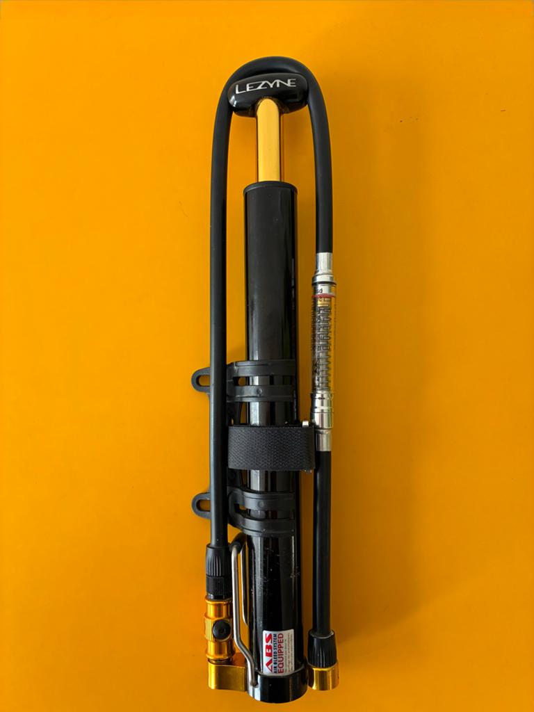 Lezyne Micro Floor Drive HVG Fiets Pomp, Ophalen of Verzenden, Drukmeter, Gebruikt