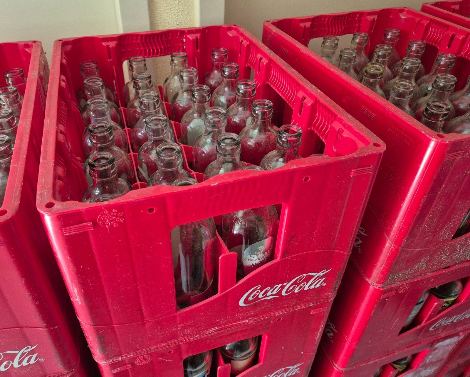 Coca cola kratten 24 flesjes leeg, Verzamelen, Ophalen