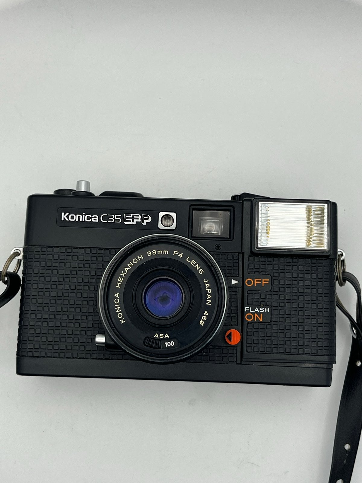 Konica C35 EFP compactcamera uit 1978 met flitser, Audio, Tv en Foto, Ophalen of Verzenden, Niet werkend, Compact, Konica
