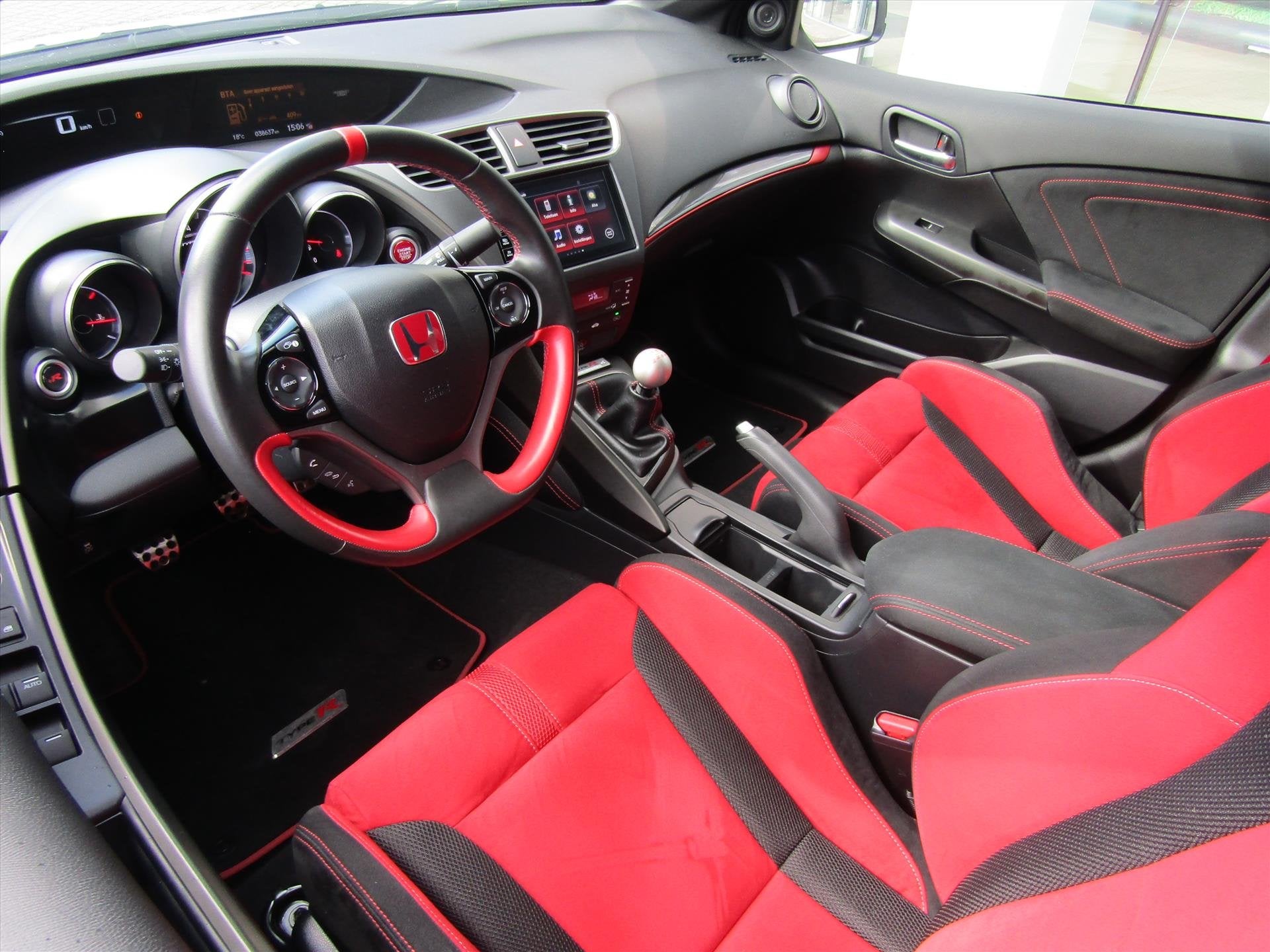 Honda Civic 2.0 i-VTEC 310pk Type R Unieke auto 38000 km., Automatische klimaatregeling, Dealer onderhouden, Stof, Gebruikt
