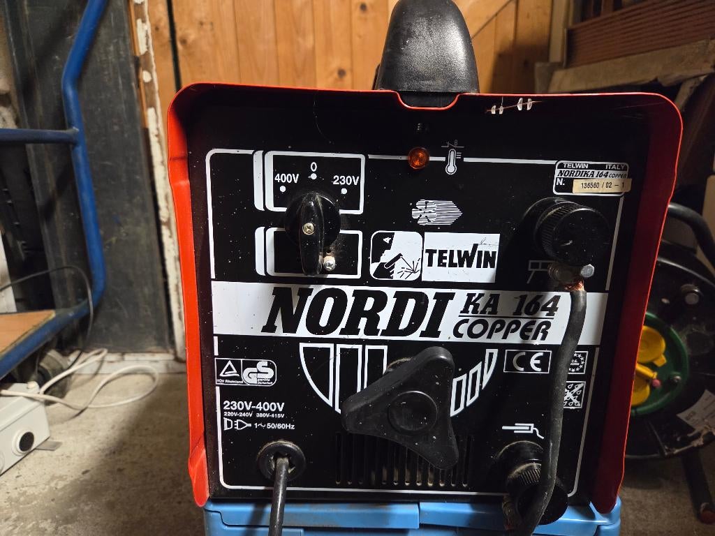 Lasapparaat Nordi KA 174 copper, Ophalen, Zo goed als nieuw, 150 tot 250 ampère, Elektroden