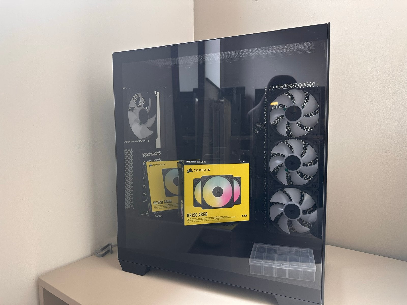 Zo goed als nieuwe Corsair 3500 Series PC behuizing + koeler, Computers en Software, Computerbehuizingen, Ophalen, Zo goed als nieuw