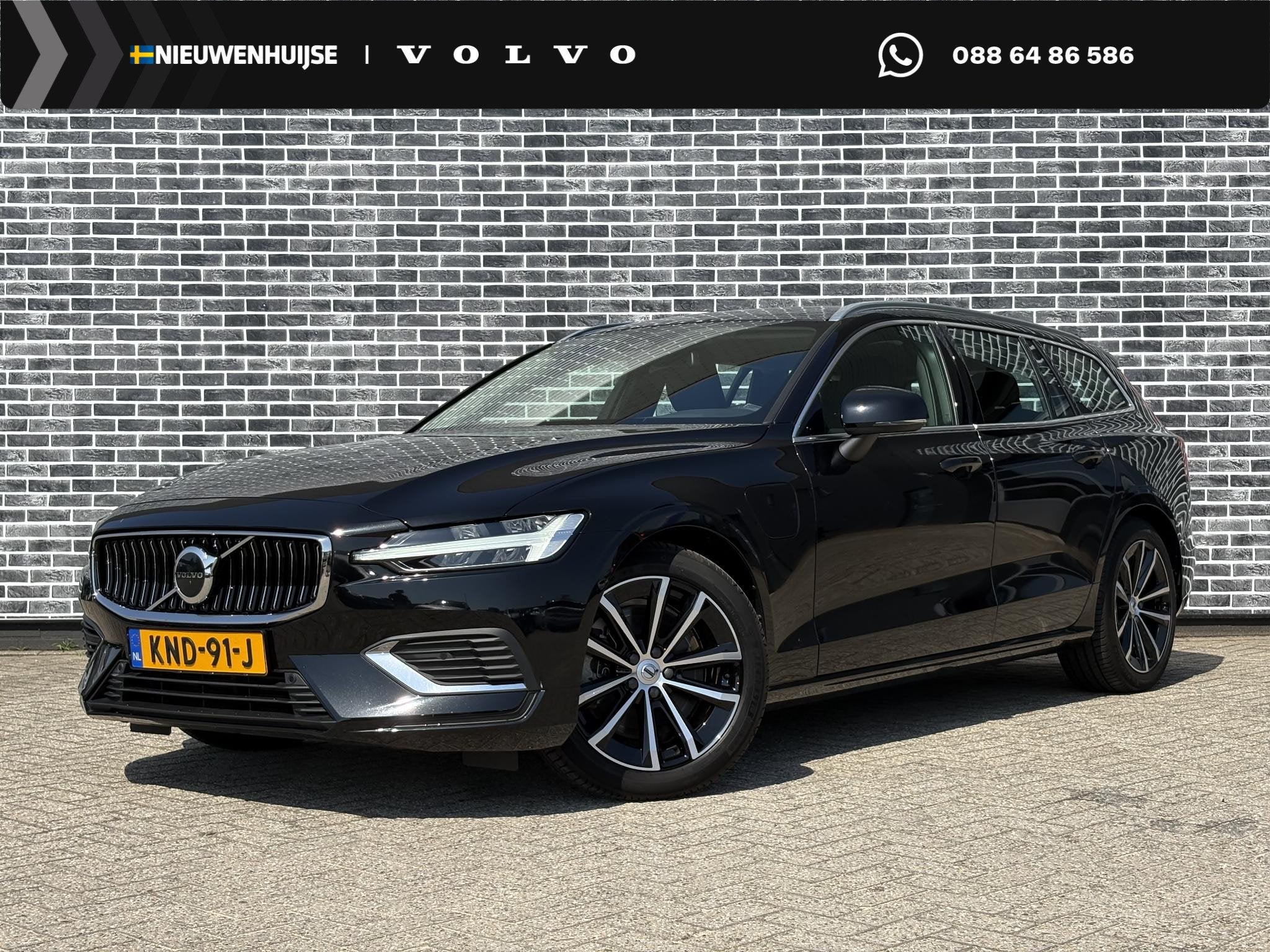 Volvo V60 2.0 T6 Plug-in hybrid AWD Essential Bright | Long