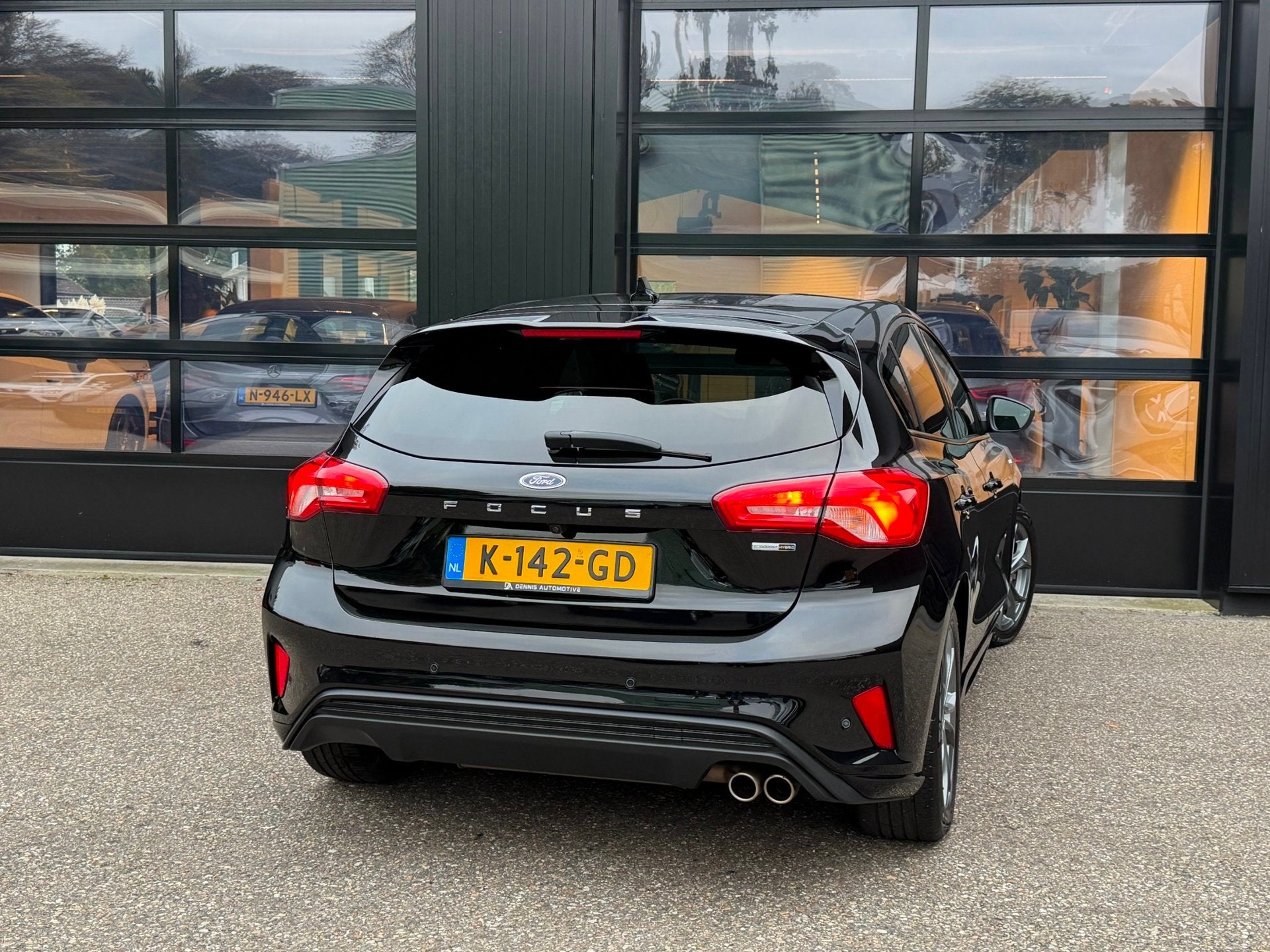 Ford Focus 1.0 EcoBoost Hybrid ST Line X LED Navi Camera Sto, Auto's, 125 pk, Gebruikt, Euro 6, Leder en Stof