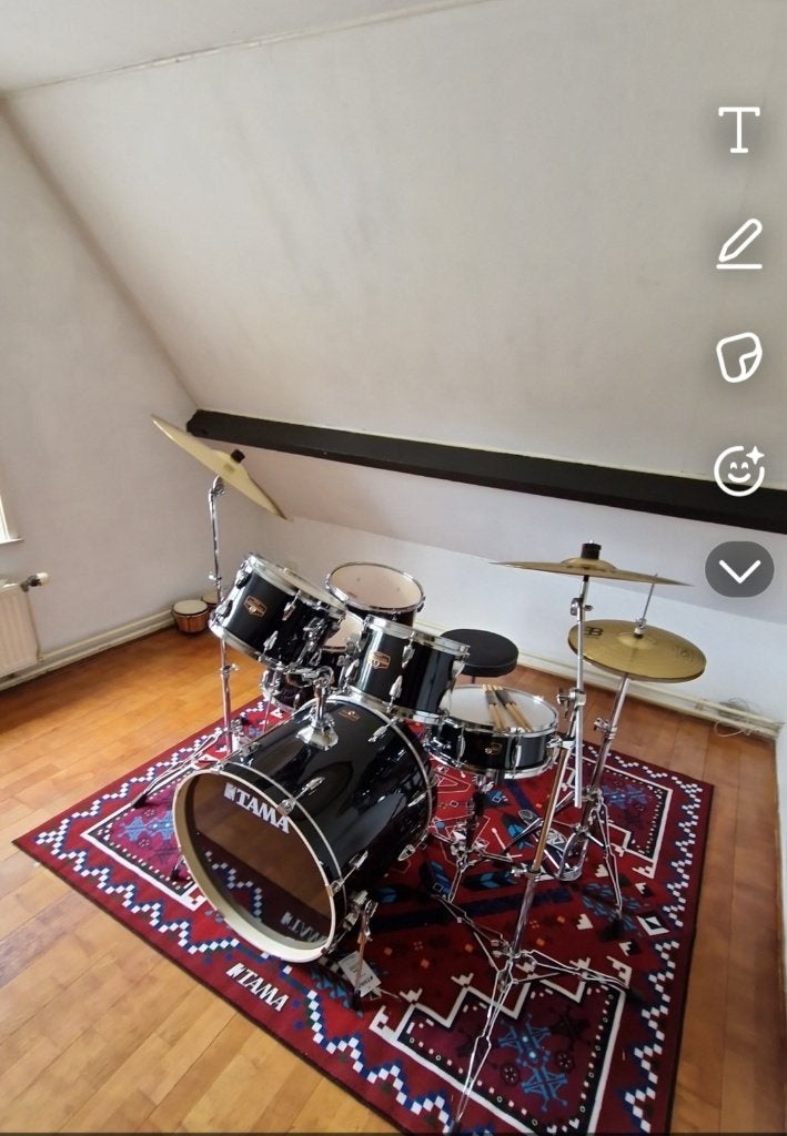 Tama drumstel - Compleet met bekkens en kruk., Muziek en Instrumenten, Drumstellen en Slagwerk, Ophalen, Gebruikt, Tama