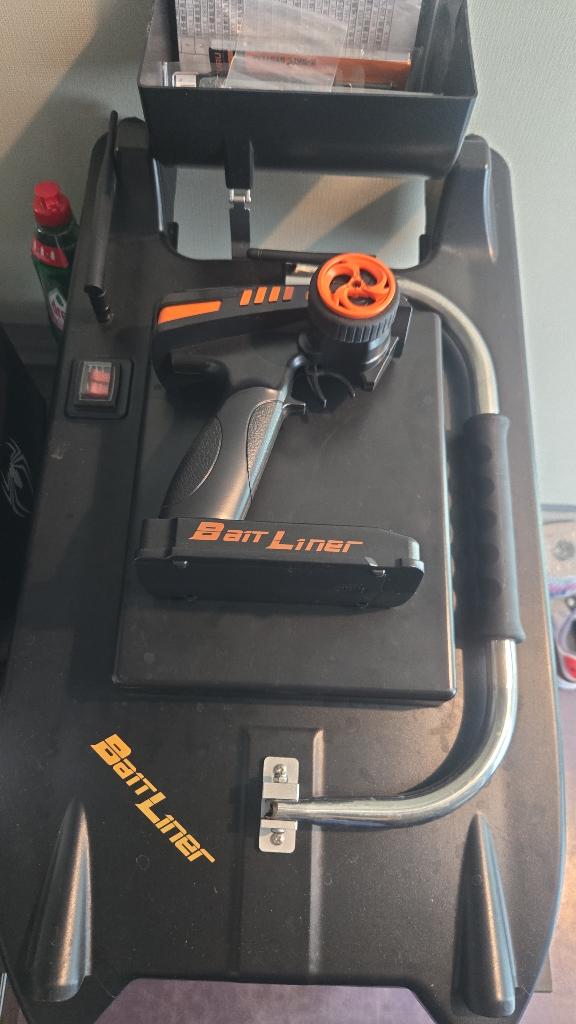 Baitliner, Watersport en Boten, Ophalen, Zo goed als nieuw, Complete set