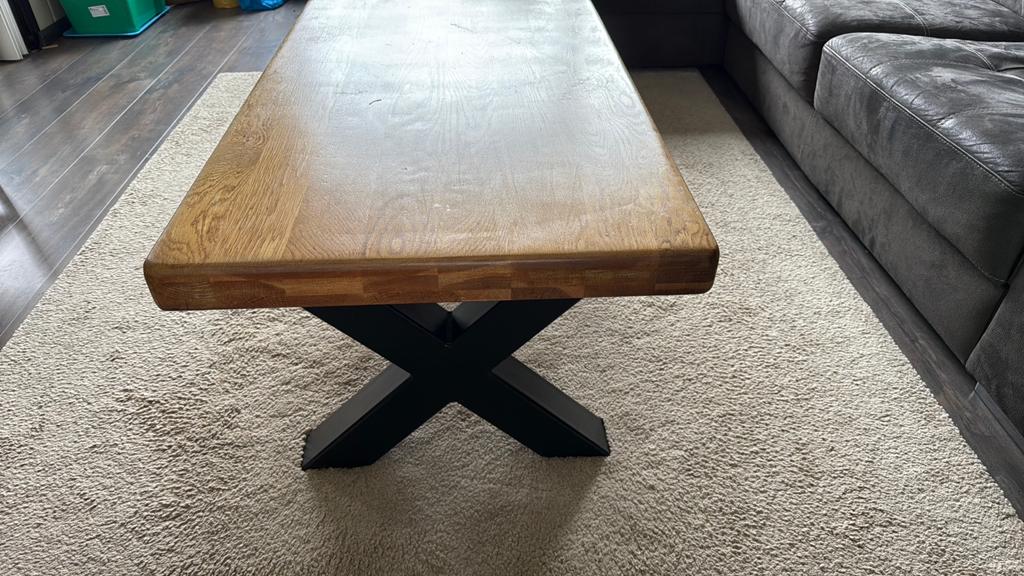 Tafel masief  met stalen X poten, 200 cm of meer, Zo goed als nieuw, Minder dan 50 cm, Rechthoekig