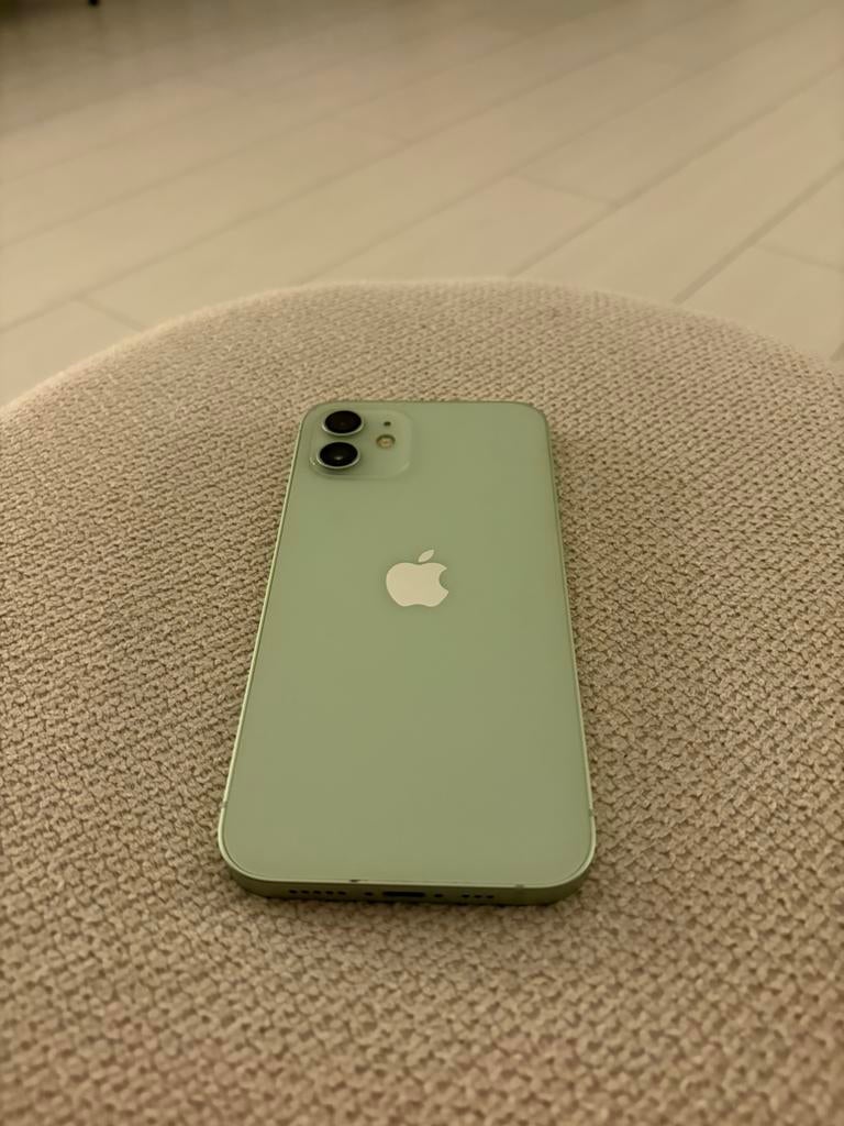 Net ipone12 64gb, Telecommunicatie, Mobiele telefoons | Apple iPhone, Ophalen, Zwart, Zo goed als nieuw, IPhone 12