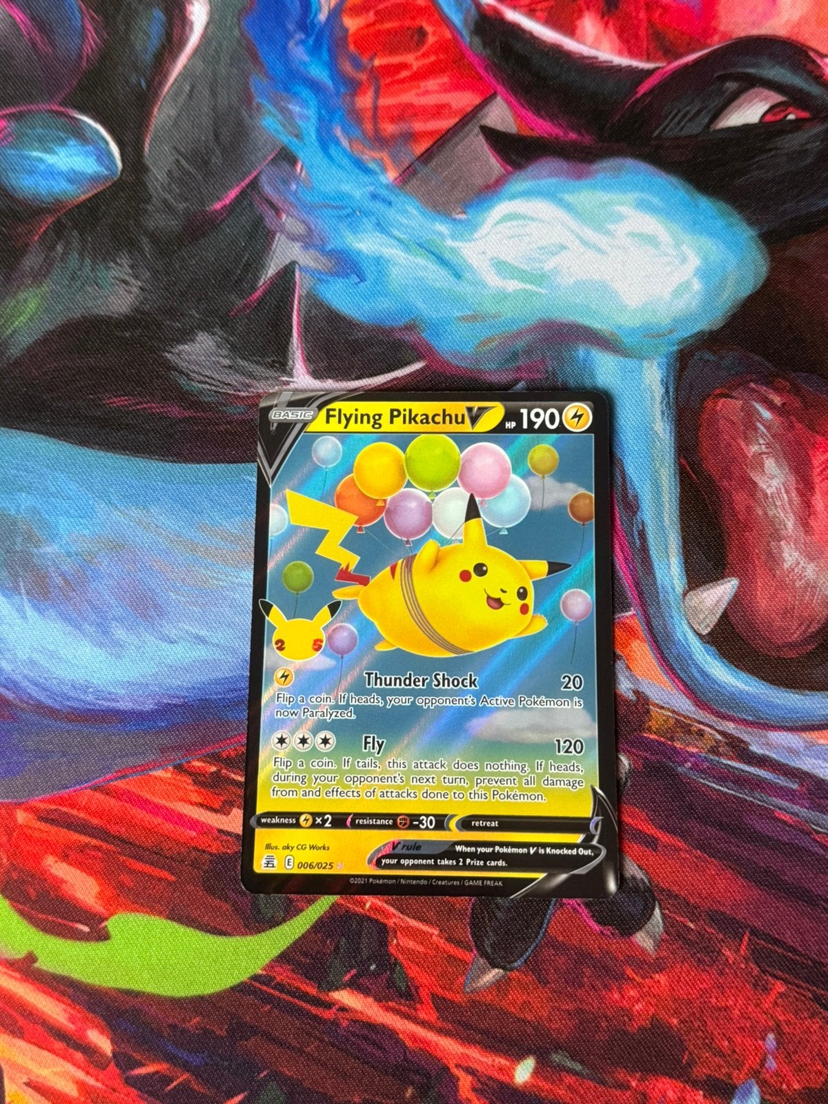 Pokémon kaarten Flying Pikachu V #6, Ophalen of Verzenden, Zo goed als nieuw, Losse kaart