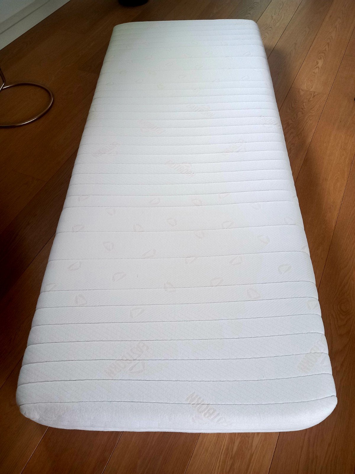 GRATIS 2 stuks stevige Eastborn schuimmatrassen 80 x 200 cm, Ophalen, Eenpersoons, 80 cm