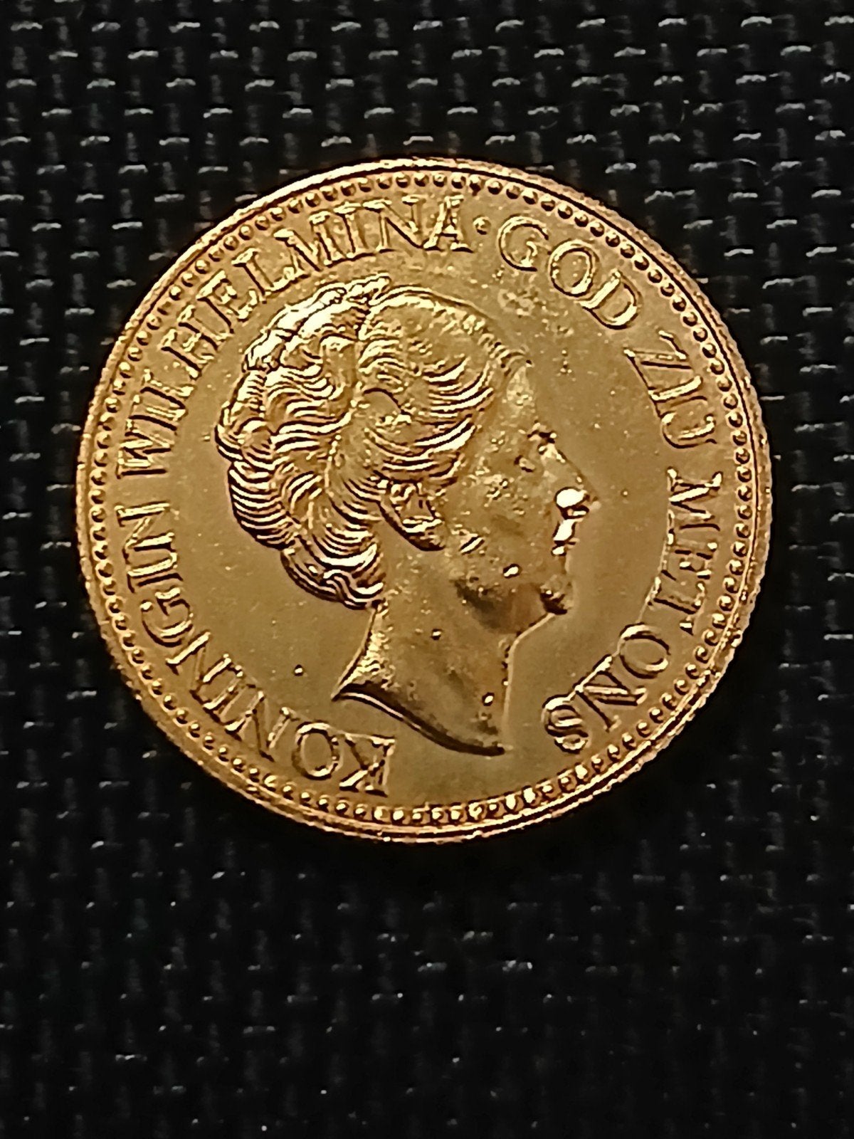 Goud vergulding 10 Gulden Wilhelmina naslag tientje 1933, Postzegels en Munten, Verzenden, Goud, Koningin Wilhelmina, Losse munt
