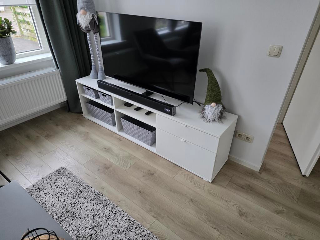BYÅS Tv-meubel hoogglans wit 160x42x45 cm, Huis en Inrichting, Kasten | Televisiemeubels, Ophalen