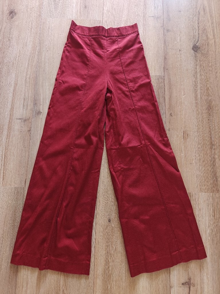 Prachtige rode broek, Ophalen of Verzenden, Zo goed als nieuw, Vintage, Maat 36 (S)