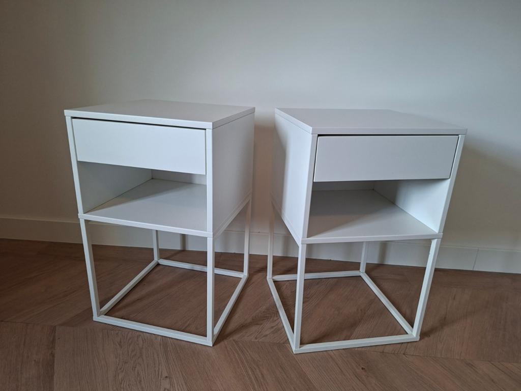 2 IKEA Nachtkastjes met Lade - Wit, Ophalen, Gebruikt, Minder dan 45 cm, 55 tot 70 cm