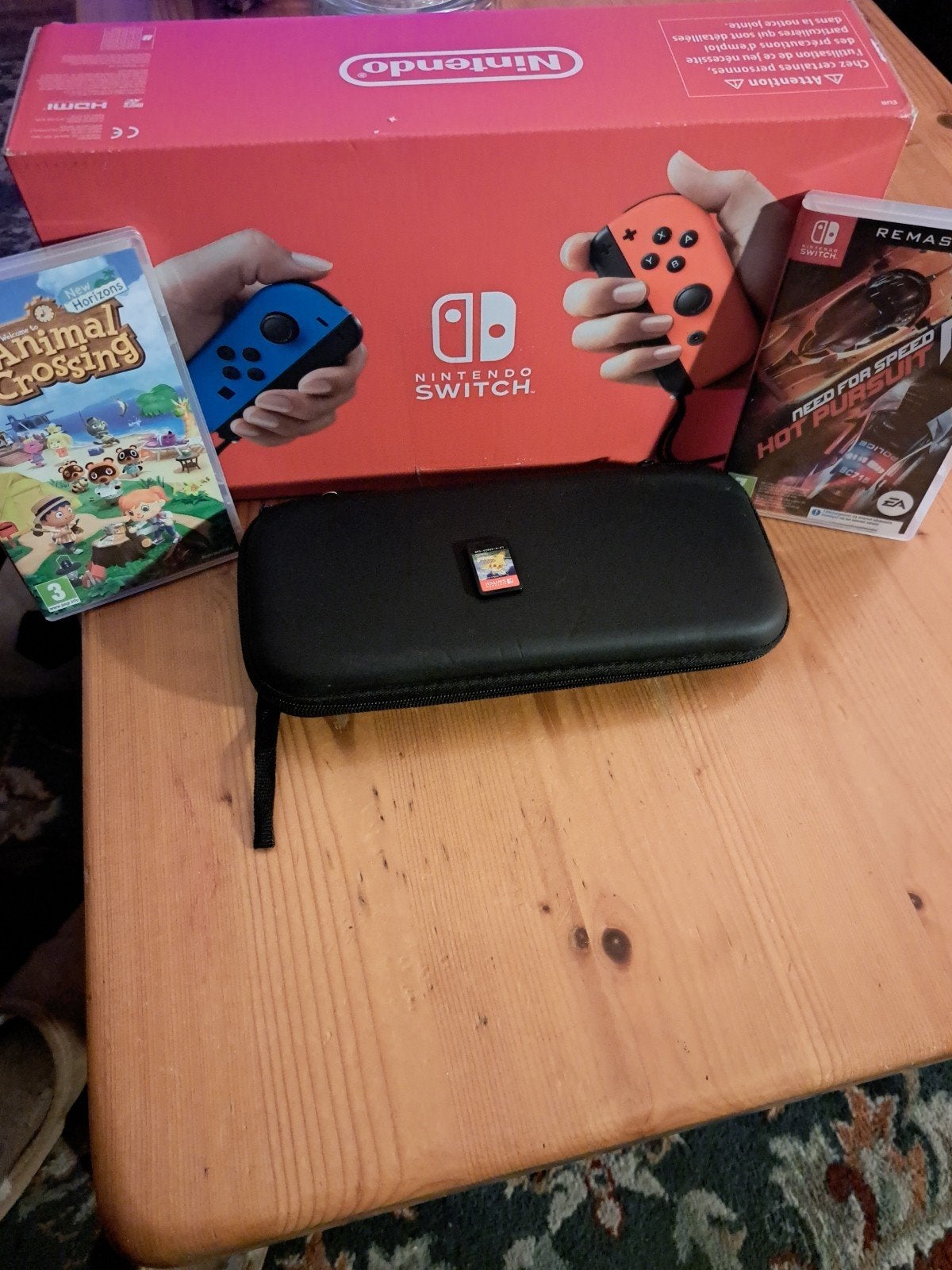 Nintendo Switch  Upgrade met 3 games en hoesje, Switch 2019 Upgrade, Met games, Met 2 controllers, Ophalen of Verzenden