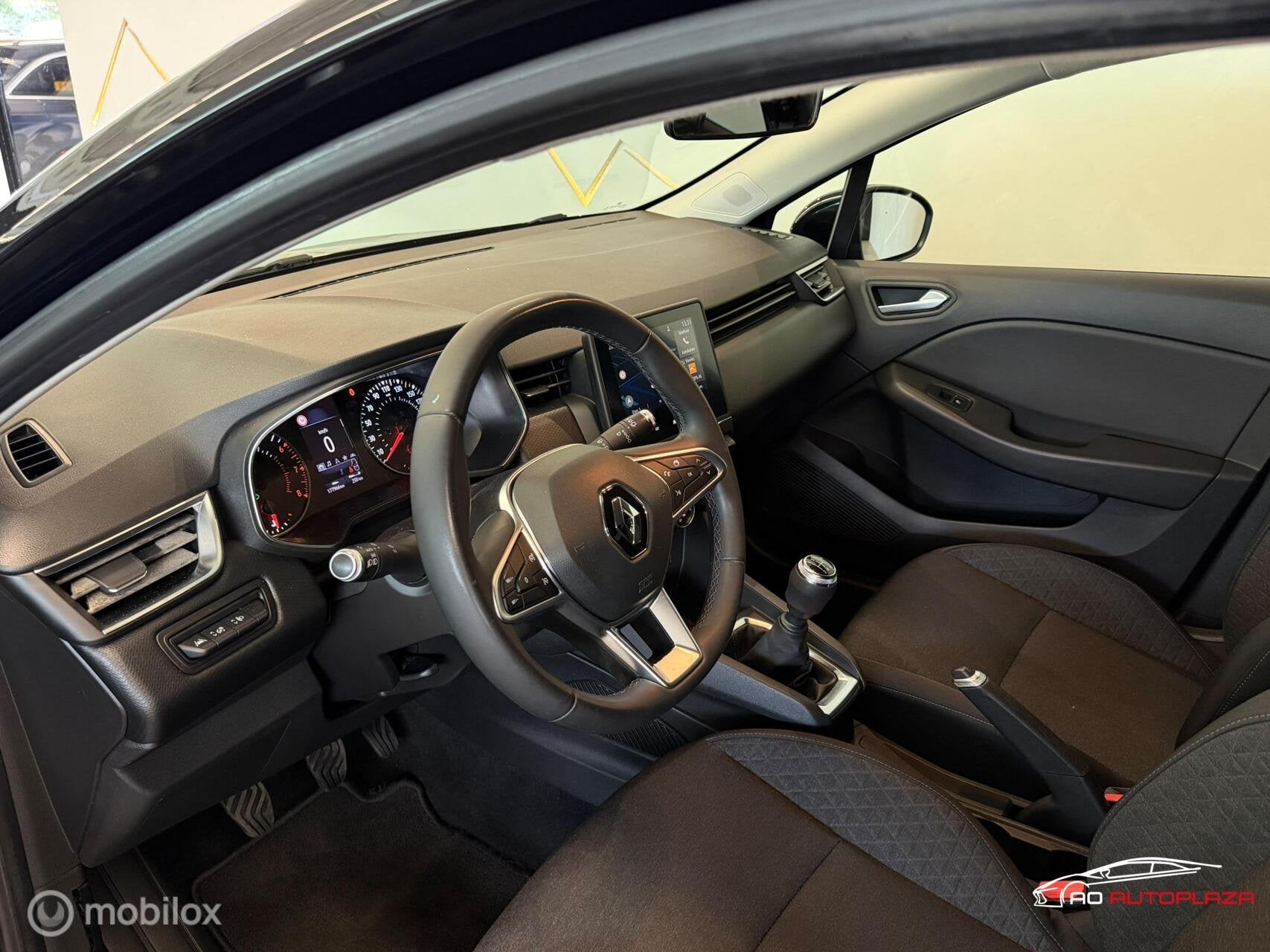 Renault Clio 1.0 TCe Zen Carplay/PDC, Auto's, Voorwielaandrijving, 101 pk, Euro 6, 580 kg