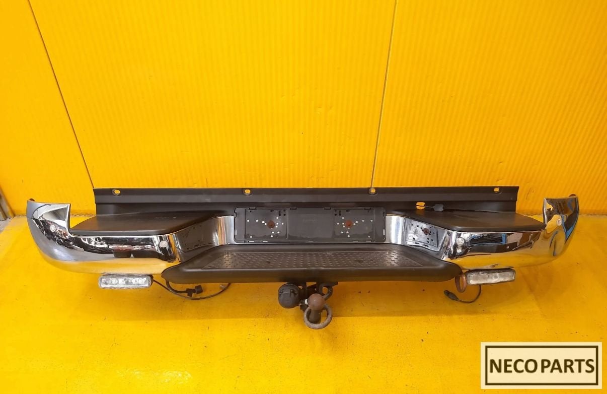 VW AMAROK 4XPDC ACHTERBUMPER ORIGINEEL ALLES LEVERBAAR!!!, Gebruikt, Volkswagen, -, Ophalen of Verzenden