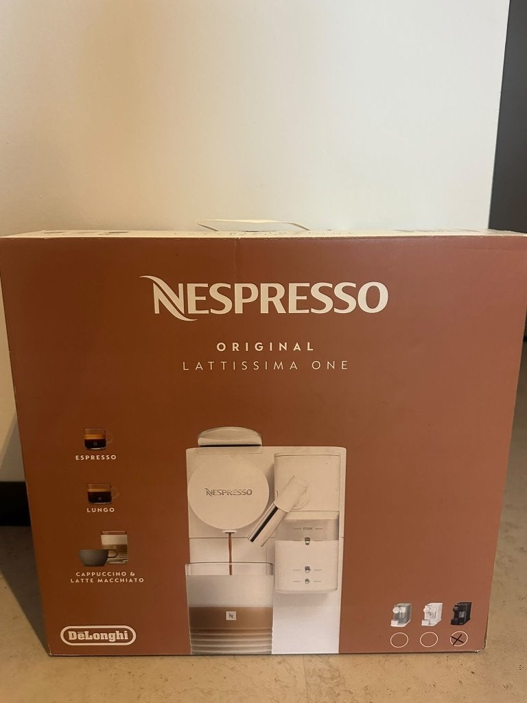 Nespresso Coffee Machine DeLonghi