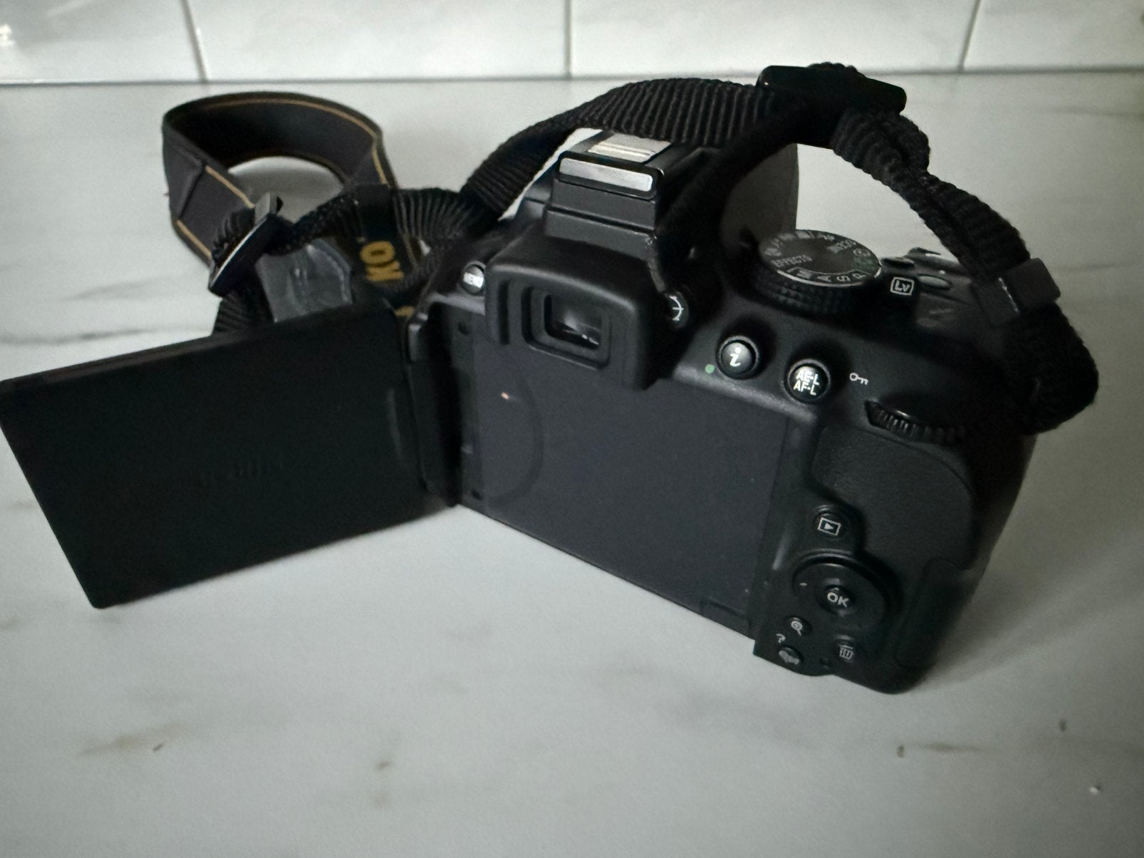 Weinig gebruikte body Nikon spiegelreflexcamera D5300, Ophalen of Verzenden, Zo goed als nieuw, Nikon, Geen optische zoom