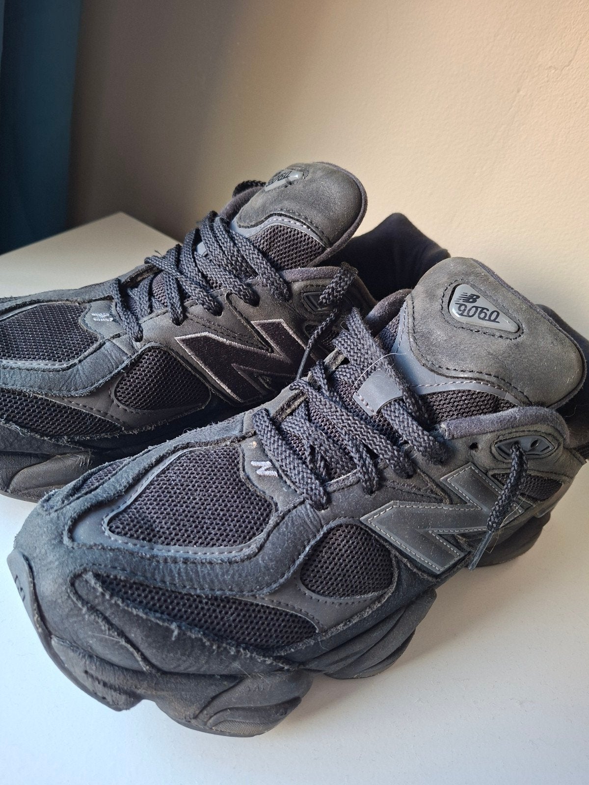 New Balance 9060 sneakers - Maat 45.5 - Goede staat, Ophalen, New Balance, Zwart, Sneakers of Gympen