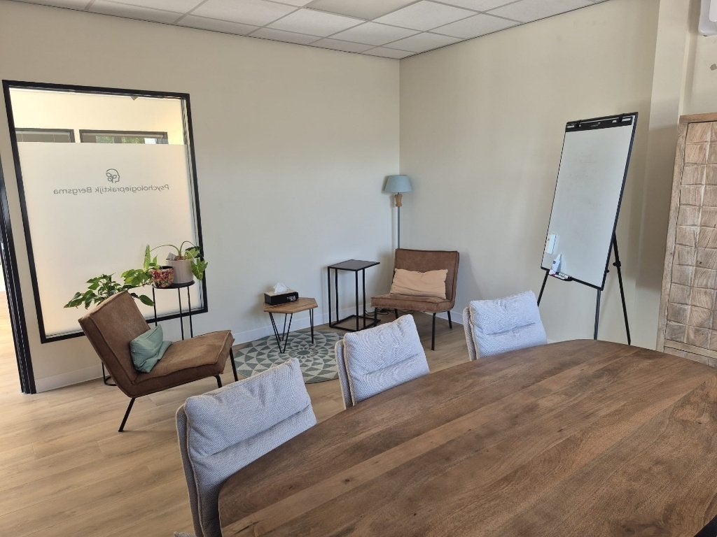 Behandelruimte paramedisch centrum, Zakelijke goederen, 21 m², Huur, Praktijkruimte