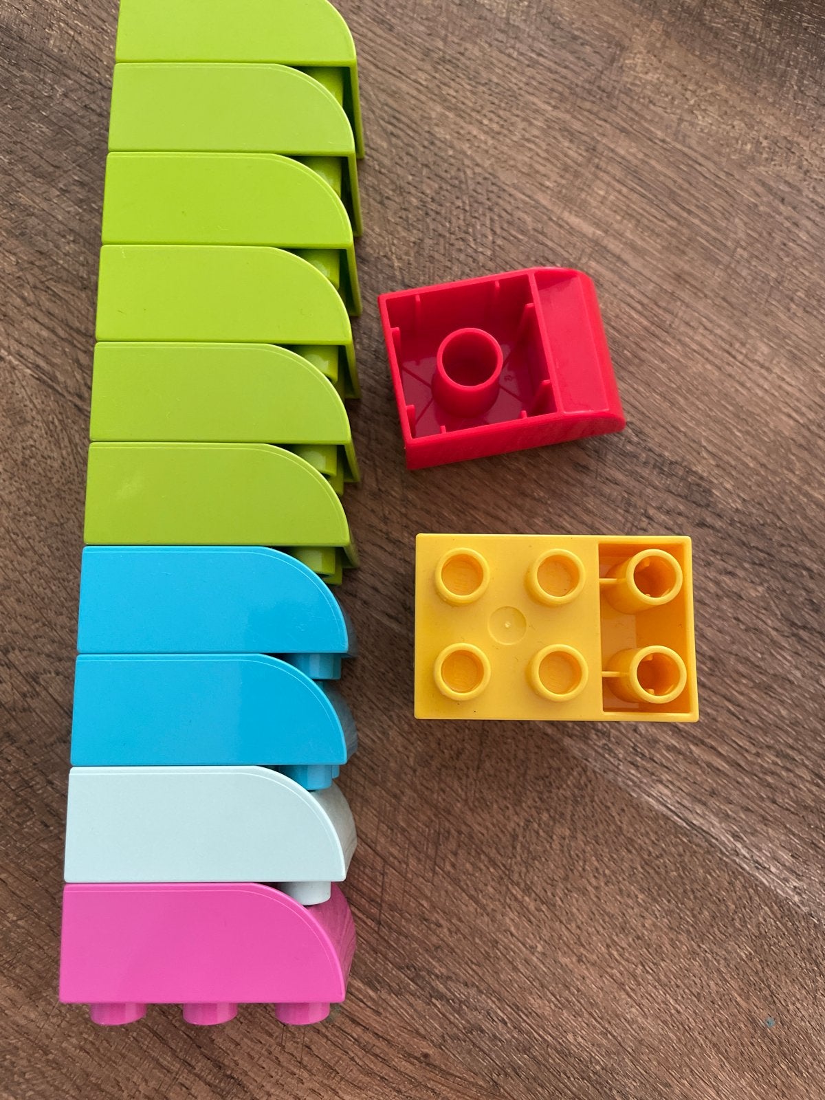 Gebruikte Lego Duplo stenen met halfronde kant, Ophalen of Verzenden, Gebruikt, Losse stenen, Duplo