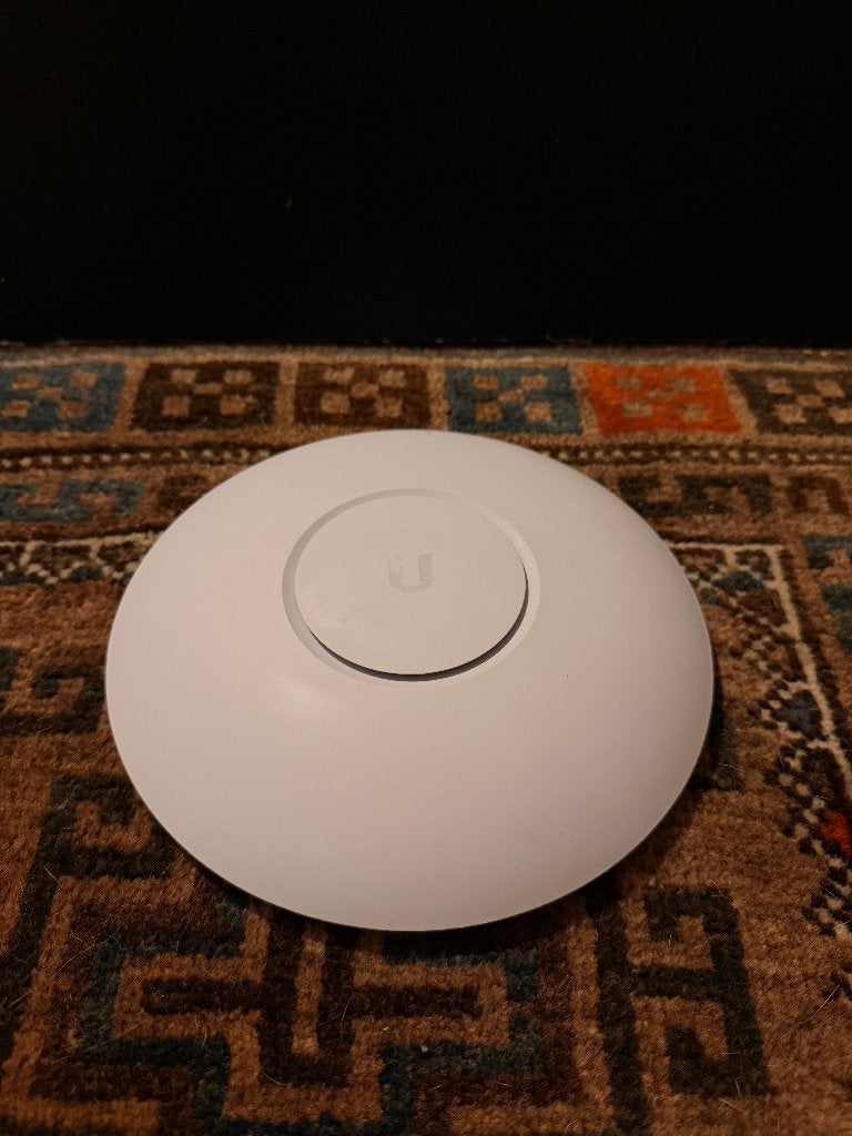 Ubiquiti UniFi AP AC PRO (UAP-AC-PRO) – PoE Access Point, Computers en Software, Accesspoints, Ophalen of Verzenden, Zo goed als nieuw