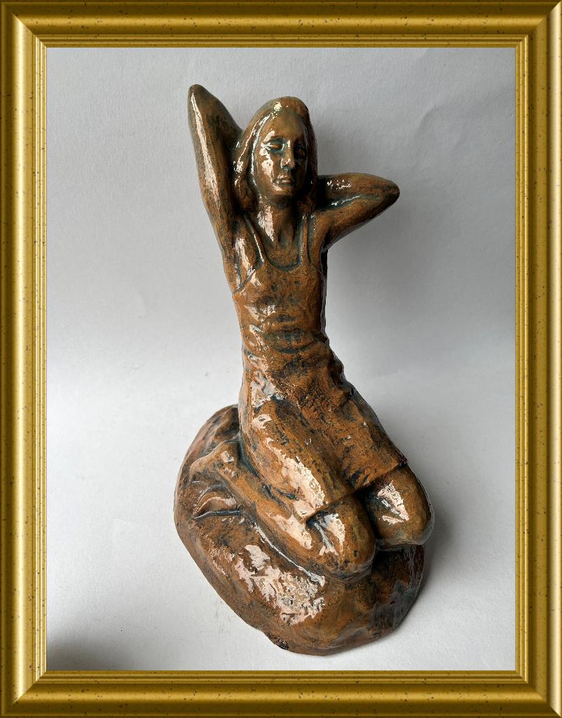 Vintage zwaar terracotta beeld: vrouw, Ophalen of Verzenden