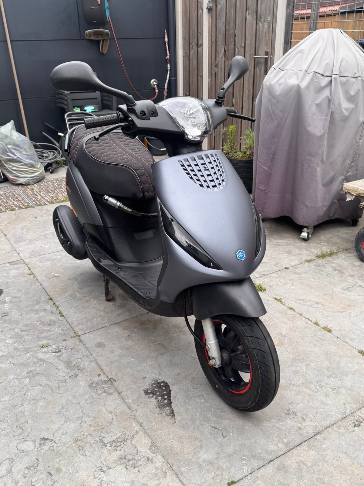 Piaggio zip iget 2020 1e eigenaar, Ophalen, Zo goed als nieuw, Benzine, Zip