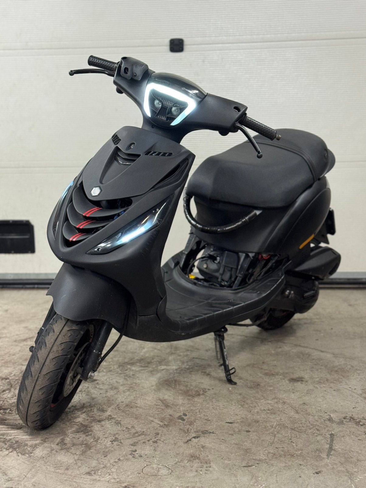 Piaggio Zip 150cc – krachtige setup | Net gereviseerd, Ophalen, Zo goed als nieuw, Tweetakt, Zip
