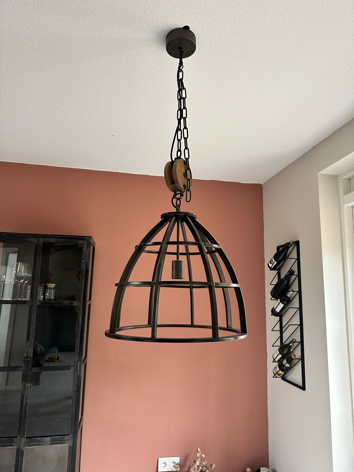 Industriële hanglamp met katrol en metalen kooi, Ophalen, Gebruikt, Hout, E27 (groot)