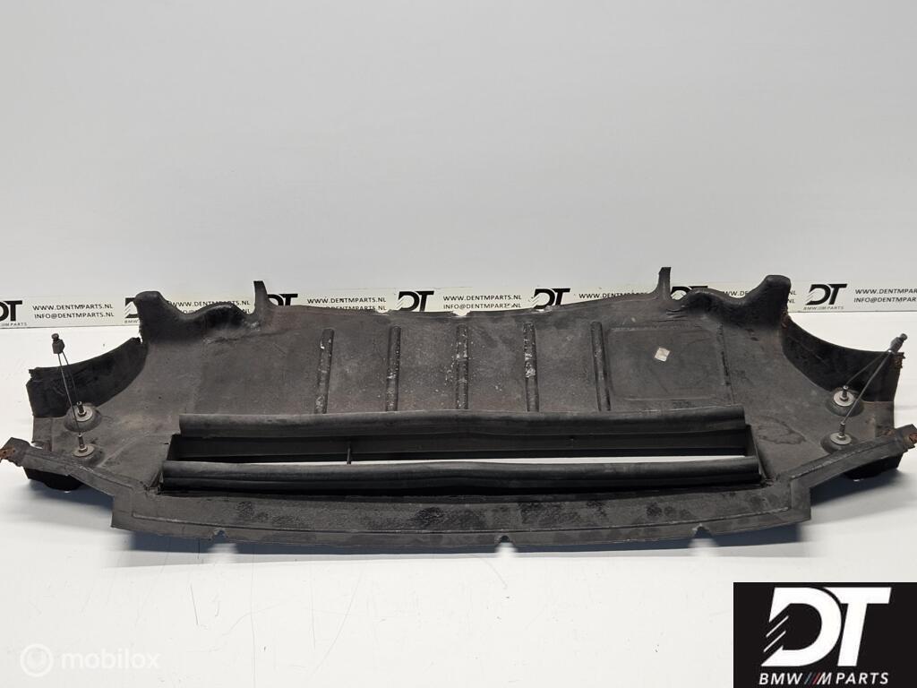 Bodemplaat motor BMW M3 E92 E90 E93 S65 S65B40 51757899820, Gebruikt, Ophalen of Verzenden, BMW, BMW