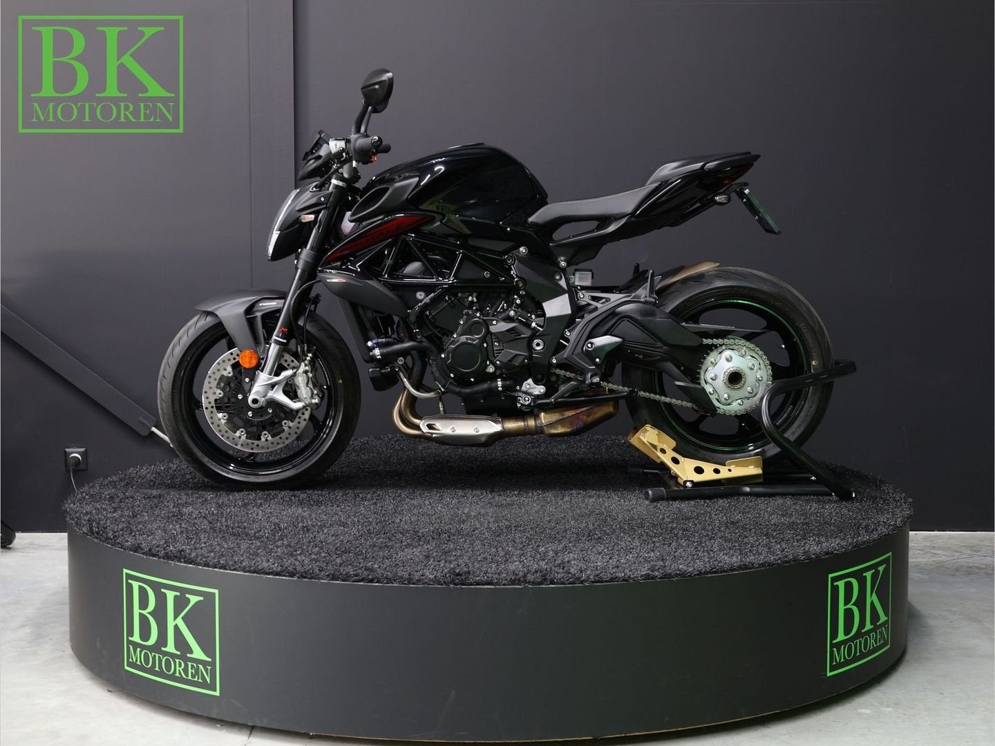 MV AGUSTA BRUTALE 800 R | BTW Motor, Motorrijbewijs A, Bedrijf, Meer dan 35 kW, 798 cc