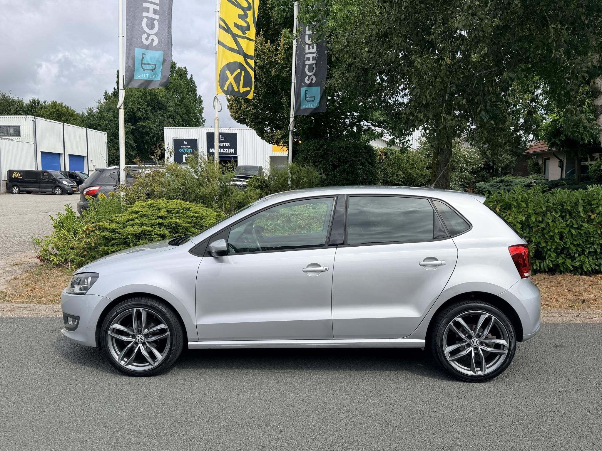 Volkswagen Polo 1.2 TSI Highline 105PK DSG•Navi, Euro 5, Zwart, 4 cilinders, Origineel Nederlands