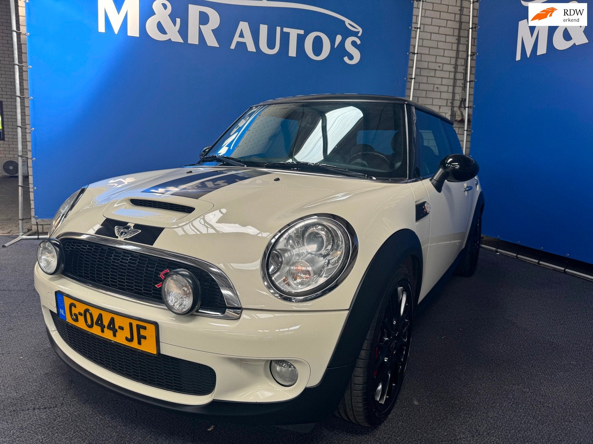 Mini Mini 1.6 Cooper S Mayfair Nieuwe APK, Auto's, Mini, Voorwielaandrijving, Euro 5, Gebruikt, 4 cilinders