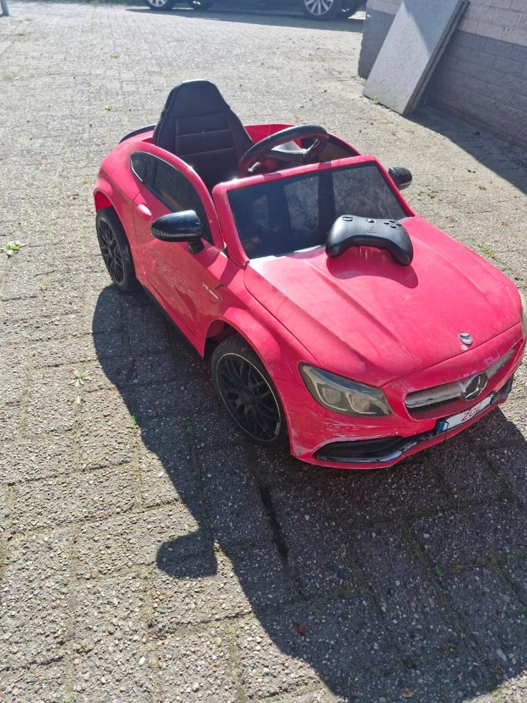 Electrische auto mercedes 1 persoons, Kinderen en Baby's, Speelgoed | Buiten | Accuvoertuigen, Ophalen, Gebruikt