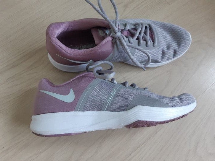 Nike Flex Essential TR sportschoenen maat 39, Kleding | Dames, Schoenen, Sportschoenen, Nike, Nieuw, Ophalen of Verzenden
